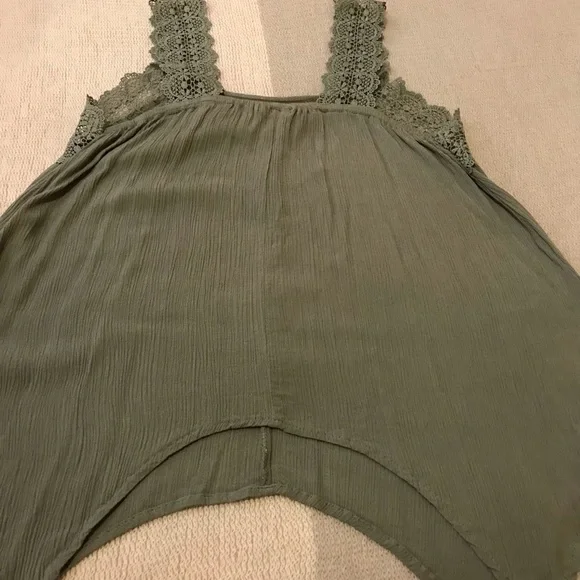 🎉TOP RIBBED TANK 🎉 - Picture 4 of 11